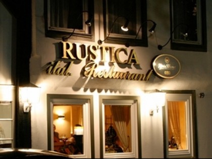 照片: Rustica Nova